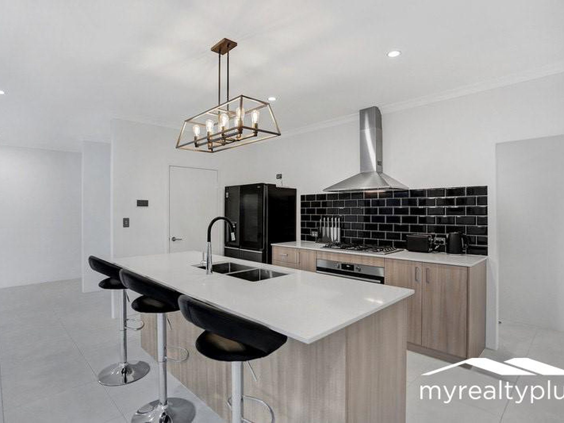 31 Rapallo Grove, Madora Bay