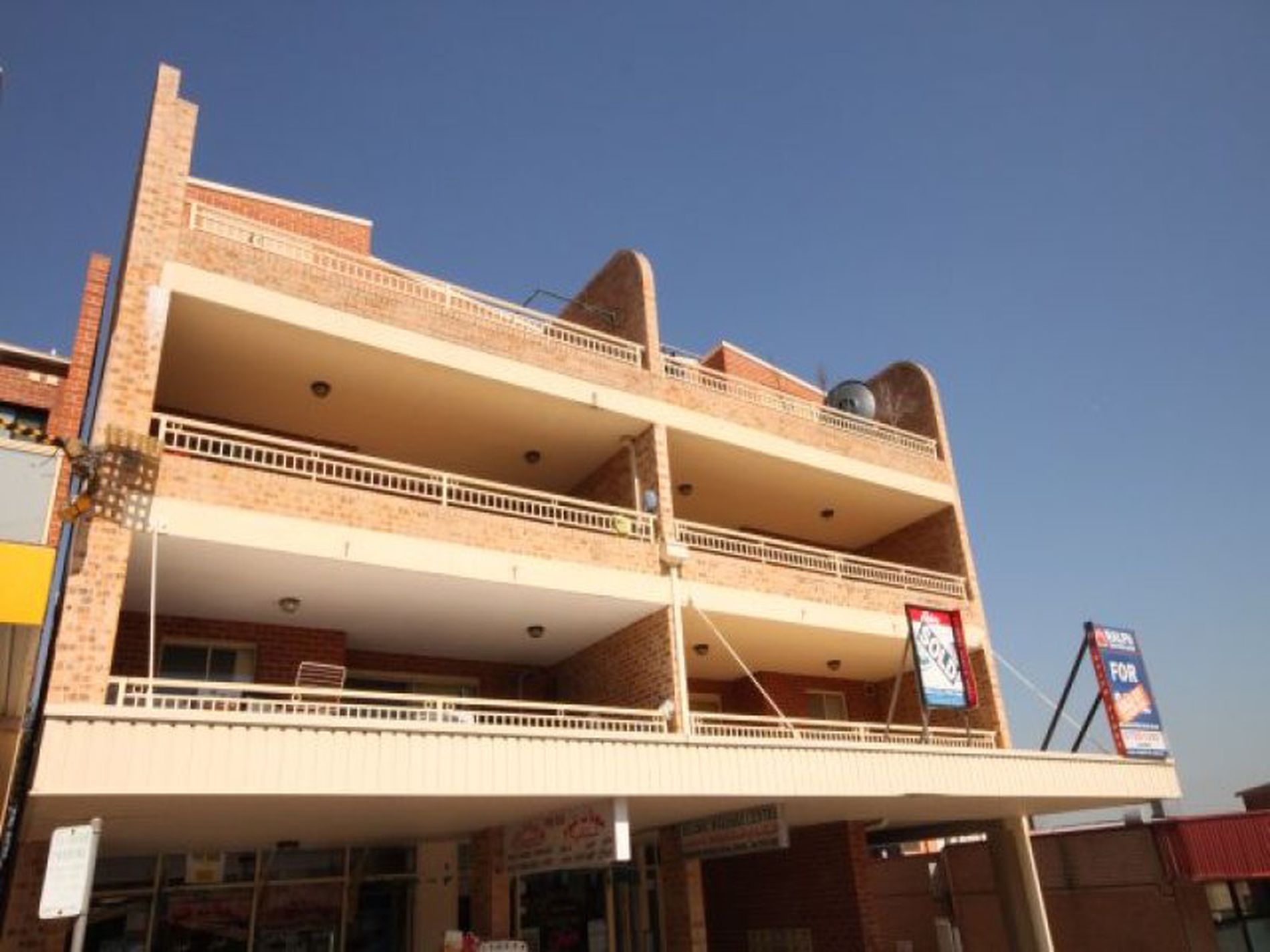 10 / 180 Haldon Street, Lakemba