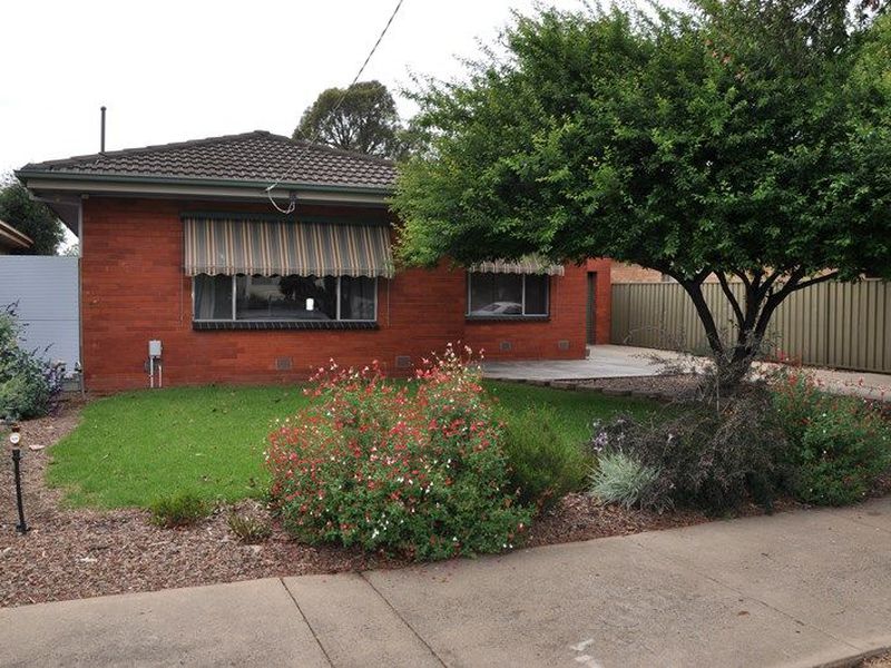 27 Acacia Street, Shepparton