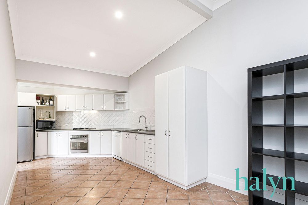 89 Scarborough Beach Road, Mount Hawthorn