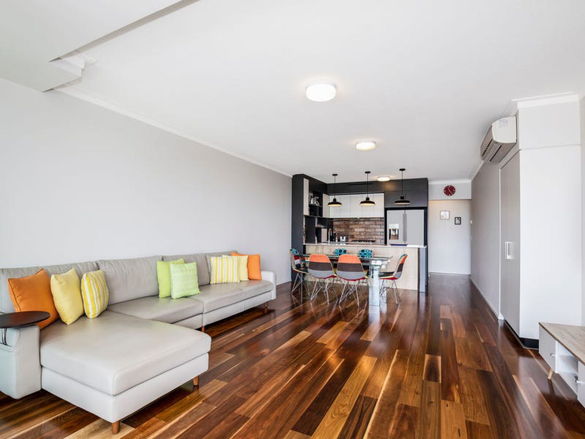 20709 / 11 Beesley Street, West End RAAS Property Group