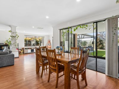10 Teague Way, Lakelands