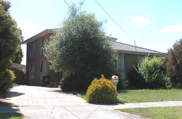 6 Clovelly Drive, Craigieburn