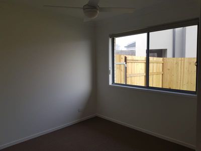 1 / 3 Ridge View Court, Nikenbah