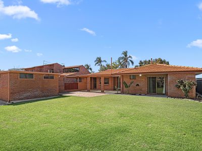 79 The Esplanade, Mount Pleasant