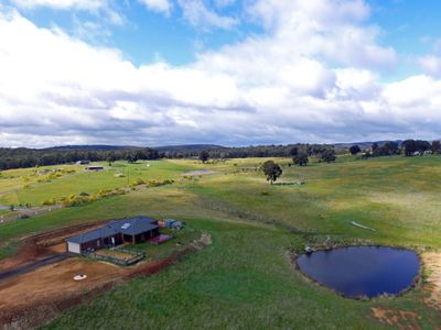 70 McLennan Road, Ladys Pass