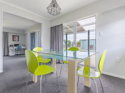 2 Robert McKeen Street, Otaki Beach