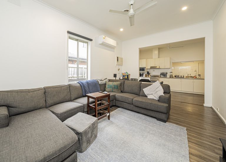 1 / 28 Rich Street, Noble Park