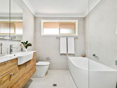 2 / 1-3 Owen Park Road, Bellambi