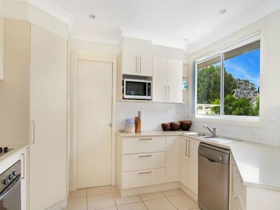 2 / 41 Addison Avenue, Lake Illawarra