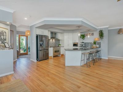 30 Pathfinder Road, Coomera Waters