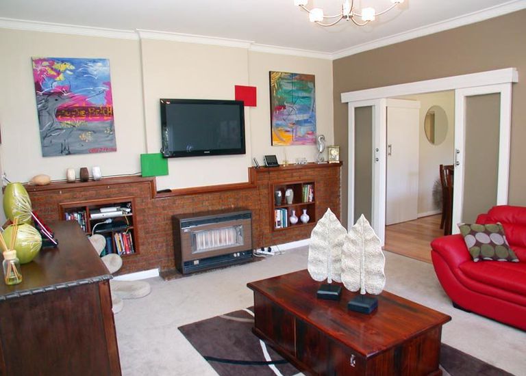 4 McLachlan Avenue, Glenelg North