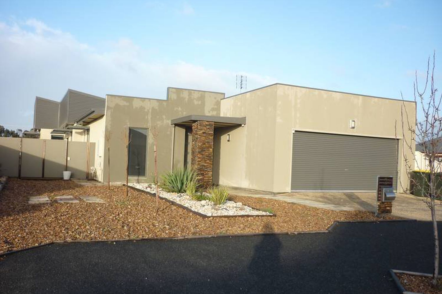 2 Bodey Court, Horsham