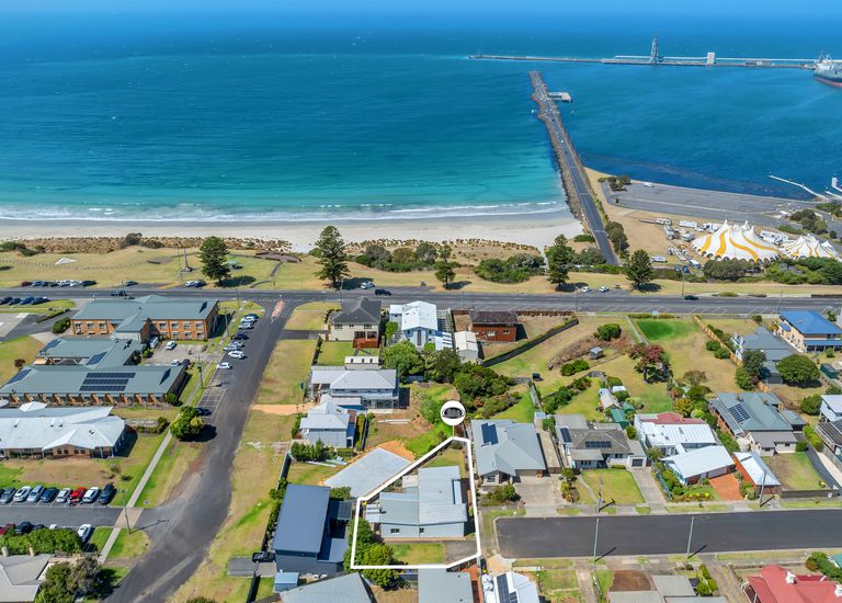 9 Market Court, Portland