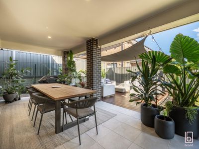 11 Satinwood Road, Woongarrah