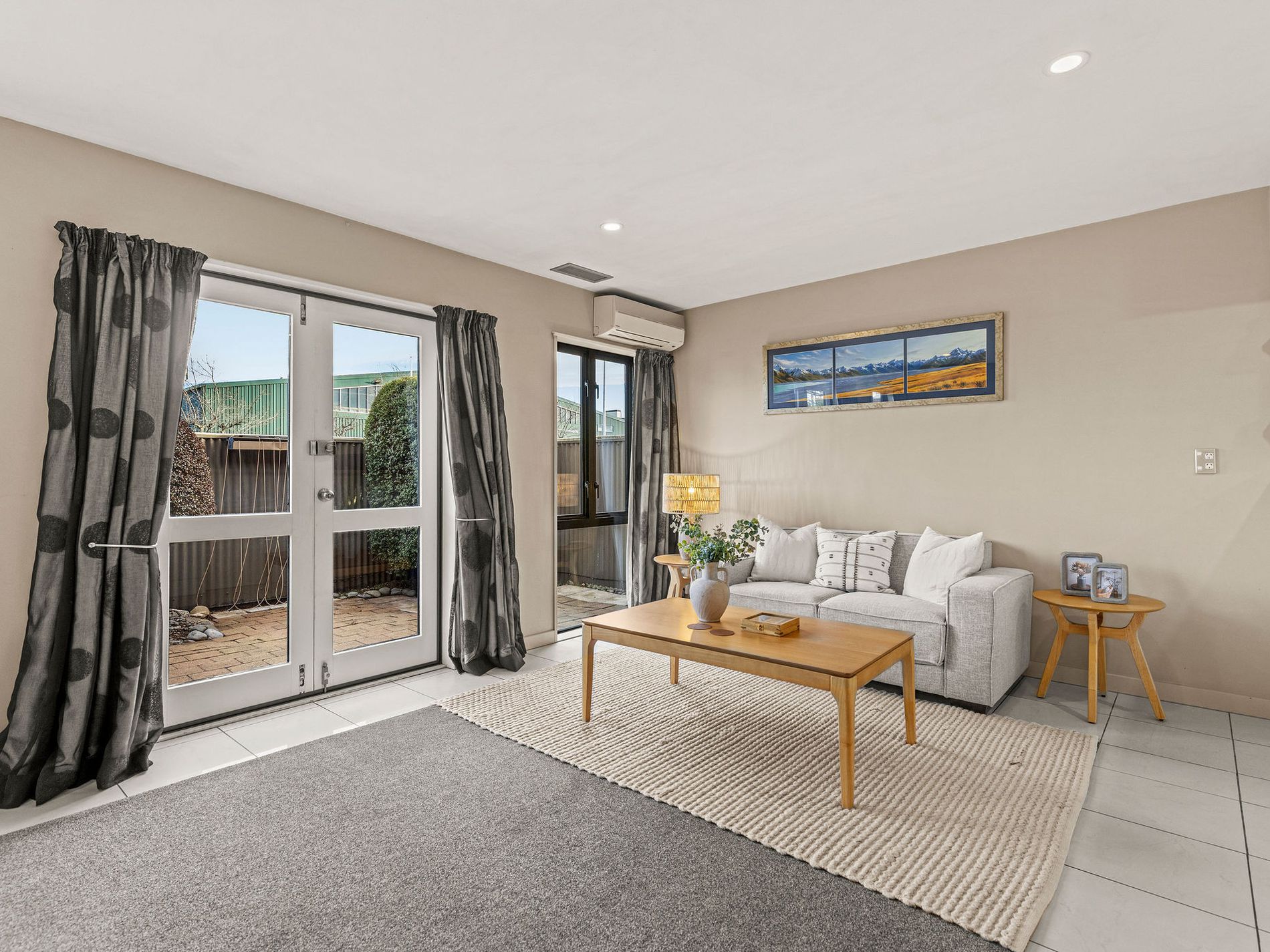 2 / 384 Madras Street, City Centre