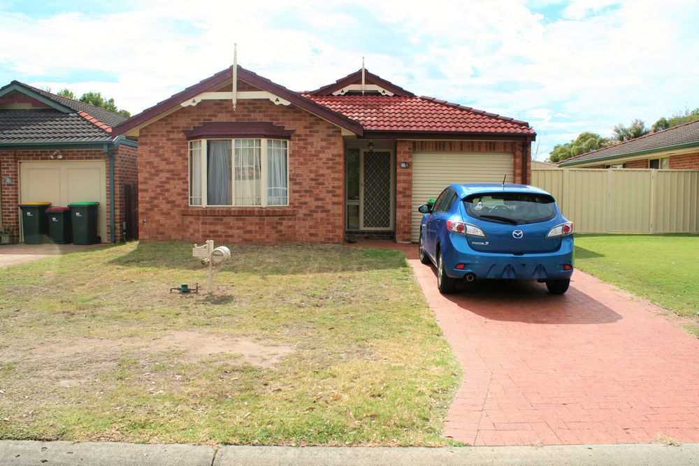 6 Exbury Court, Wattle Grove