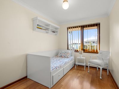9 / 16 ARCADIA DRIVE, Shoalwater