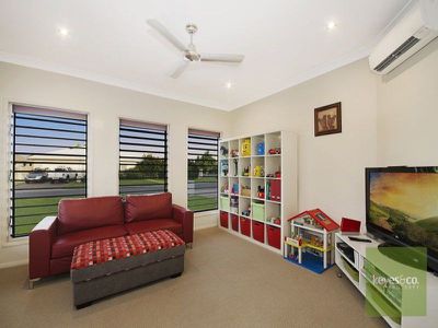 19 Springbrook Parade, Idalia