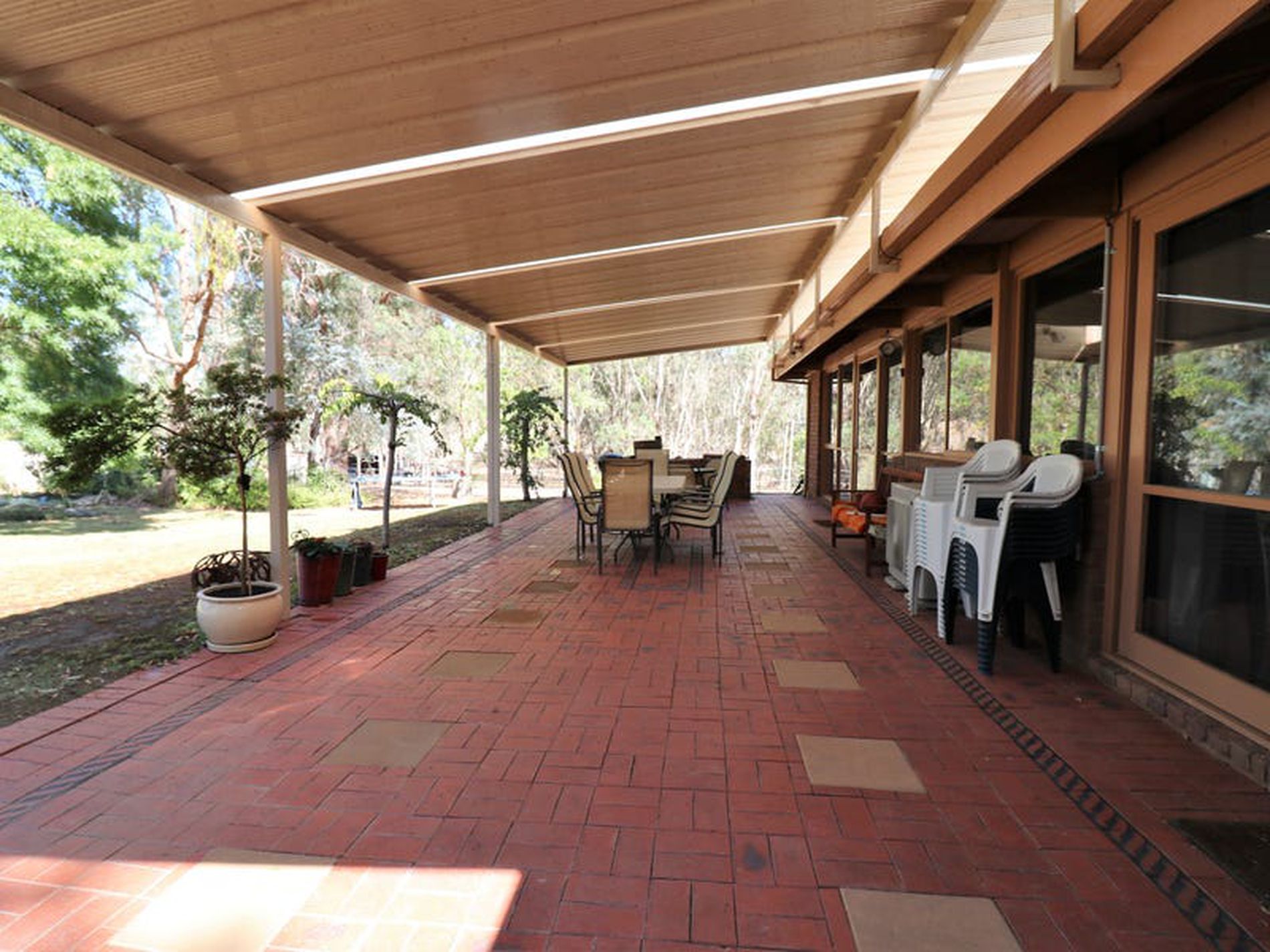 600 Telegraph Rd, Seymour