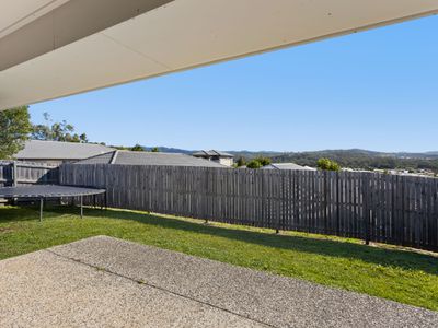 9 Nightshade Crescent, Pimpama