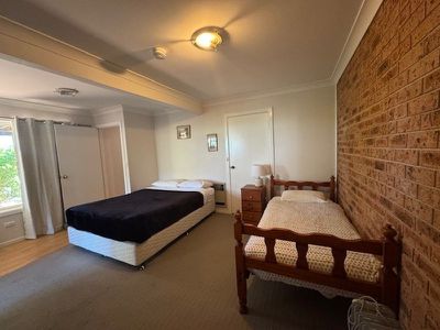 39  Valley Drive, Tamworth
