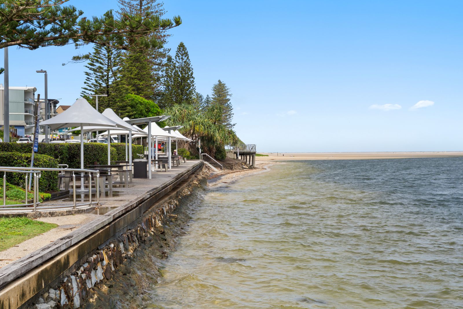 Photo 16 of 18, 12/4 Tay Avenue, Caloundra