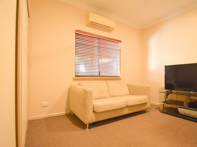 8 Snappy Gum Way, South Hedland