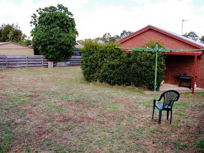 2 Odea Crescent, Kangaroo Flat
