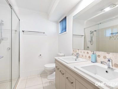 4 Paperbark Way, Urangan