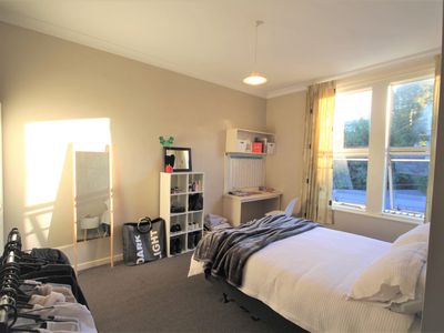 B / 97 Clyde Street, North Dunedin