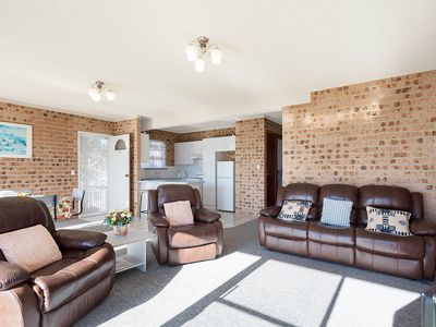 2 / 4 Montague Street, Narooma