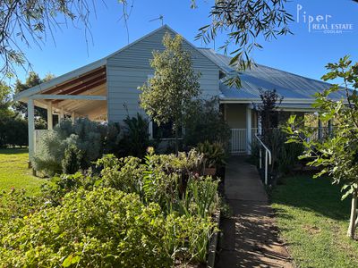 The Old School House / 75 Denham Street, Leadville via, Dunedoo