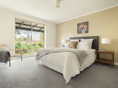 16 Parkers Lane, Woodend