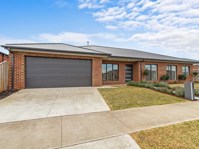 42 Cantwell Drive, Sale