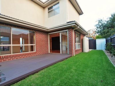 2 / 1 Eva Street, Clayton