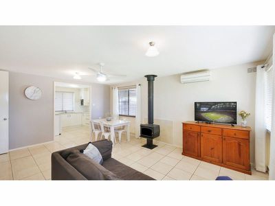 6 Spears Drive, Dubbo