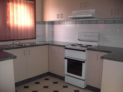 9 / 22 Bateman Ave, Albion Park Rail