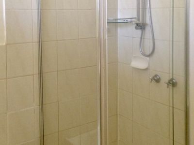 1 / 19 Kurrajong Avenue, Glen Waverley