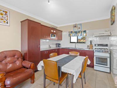 16 Katoomba Avenue, San Remo