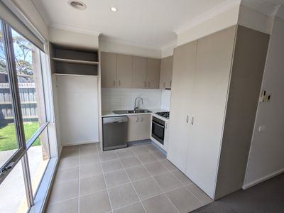 12 / 64-68 Station Road, Marshall