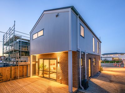 25 Tahingamanu Road, Hobsonville