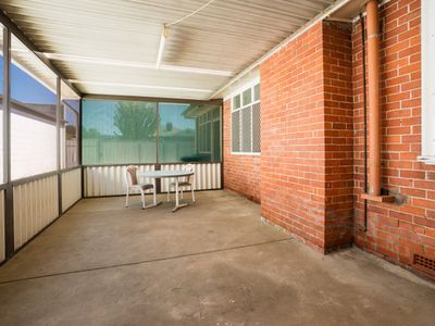 437 SMOLLETT STREET, Albury