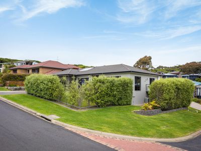 33 Bournda Circuit, Tura Beach