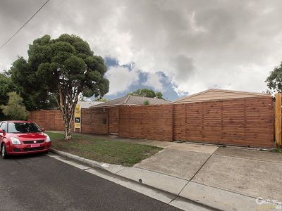 67 Meredith Crescent, Hampton Park