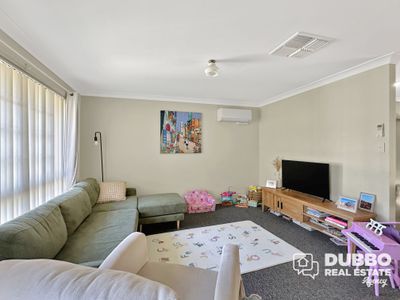 11 Wren Place, Dubbo