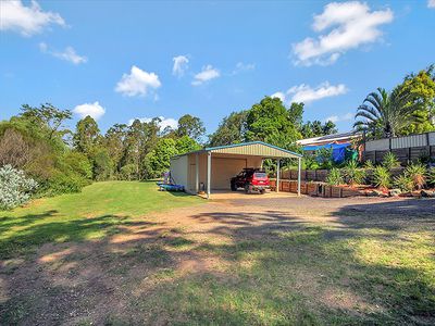 10 Holdsworth Road, North Ipswich