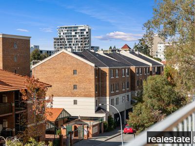 212 / 112-122 Goderich Street, East Perth