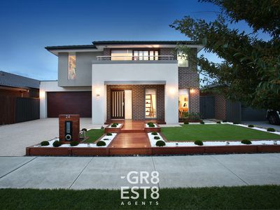 24 ZEUS AVENUE, Cranbourne West