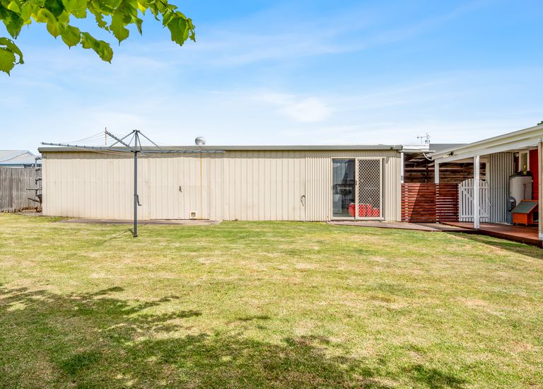 37 Waterford Avenue, Portland